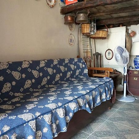 House In Skyros With An Amazing Sea View Villa Bagian luar foto