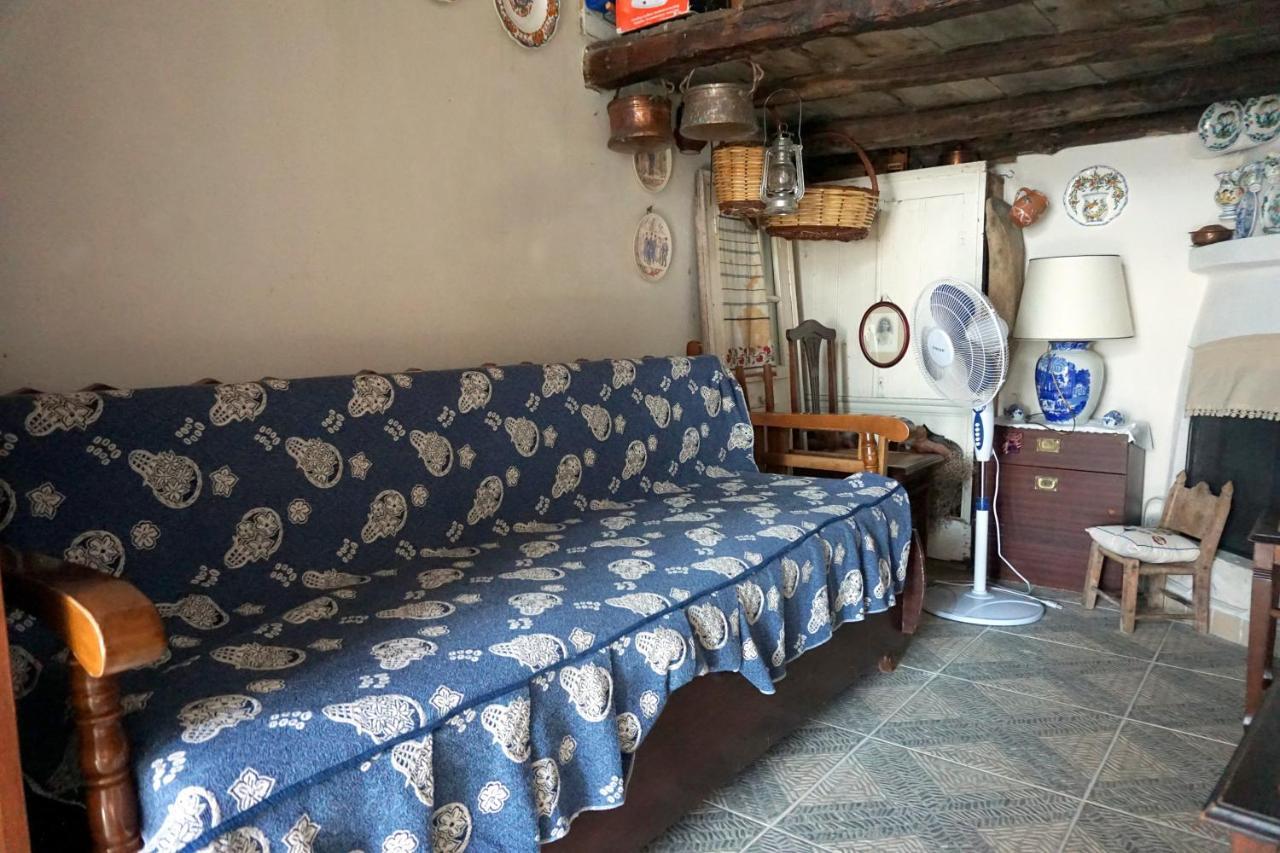 House In Skyros With An Amazing Sea View Villa Bagian luar foto